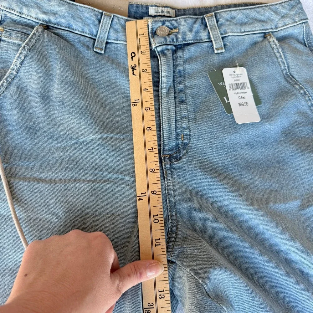 LL Bean 207 Vintage Jeans Womens 12 Reg Light Indigo Wide‎ Leg High Rise New